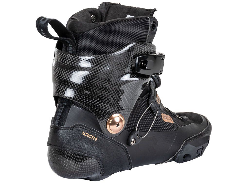 IQON TR 10 Boot – integrované vnitřní polstrování
